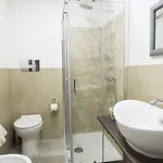 Dimora Partenopea 4* نابولي