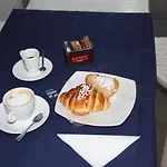 Dimora Partenopea بيت ضيافة