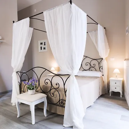 Dimora Partenopea 4*