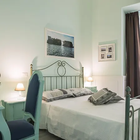 Dimora Partenopea 4* Neapel