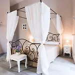 Dimora Partenopea 4*