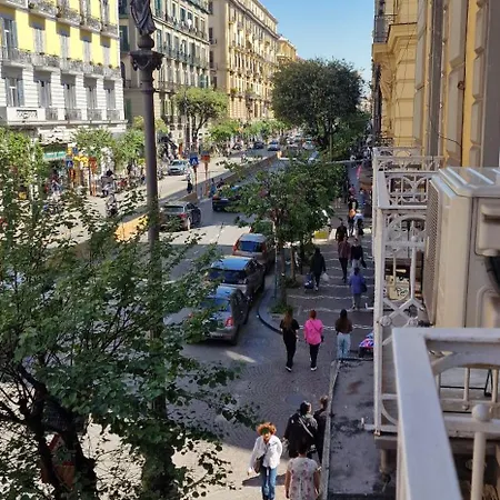 Dimora Partenopea Gæstehus